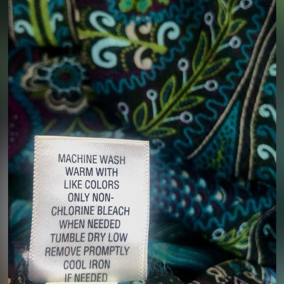 Colorful sheer long sleeve blouse plunging keyhole detail & smock waist w/ tie. - Picture 10 of 12